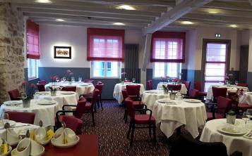 Restructuration des salles du restaurant le Cygne de la Croix à Nogent Sur Seine (10)